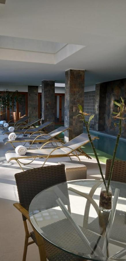 Hotel Playa Grande Suites Пукон Экстерьер фото
