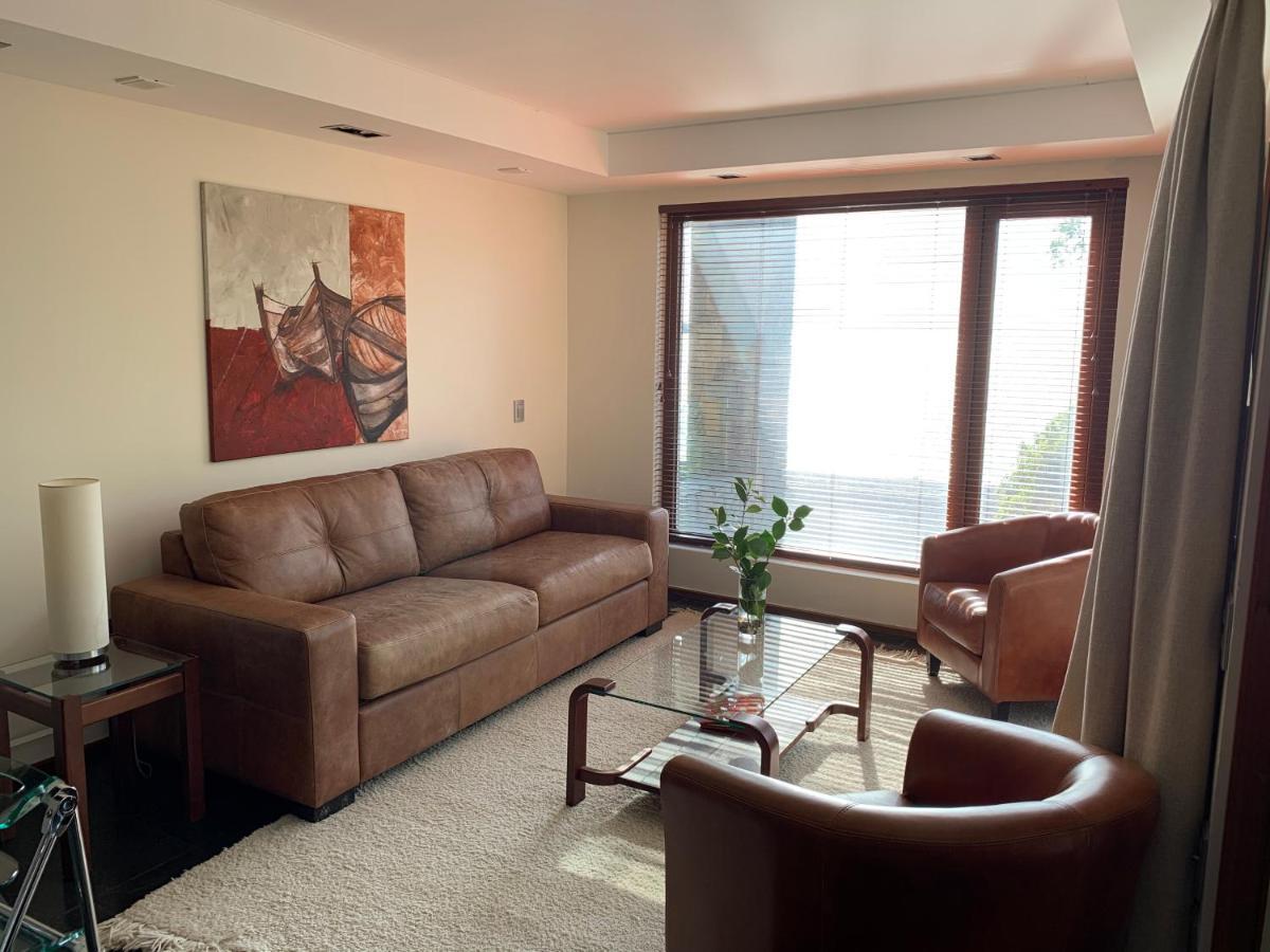 Hotel Playa Grande Suites Пукон Экстерьер фото